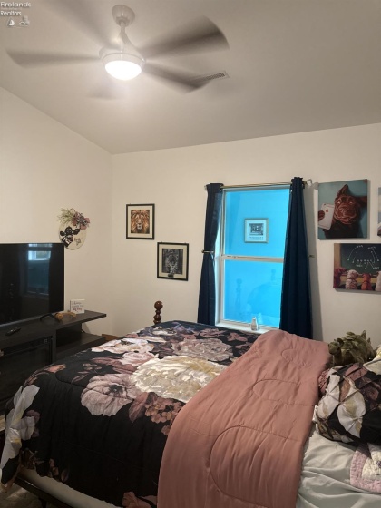 305 Tenth Street, Sycamore, 44882, 5 Bedrooms Bedrooms, ,5 BathroomsBathrooms,Residential For Lease,For Lease,Tenth,20253703