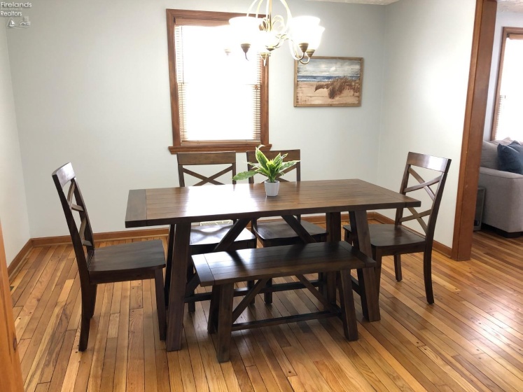 117 Woodside Avenue, Huron, 44839, 4 Bedrooms Bedrooms, ,2 BathroomsBathrooms,Residential For Lease,For Lease,Woodside,20253817