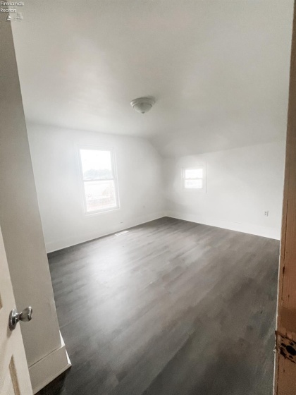 516 Front Street, Fremont, 43420, ,Multiple Units,For Sale,Front,20253866