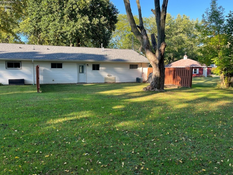 748 tarry Lane, Amherst, 44001, ,Multiple Units,For Sale,tarry,20253897