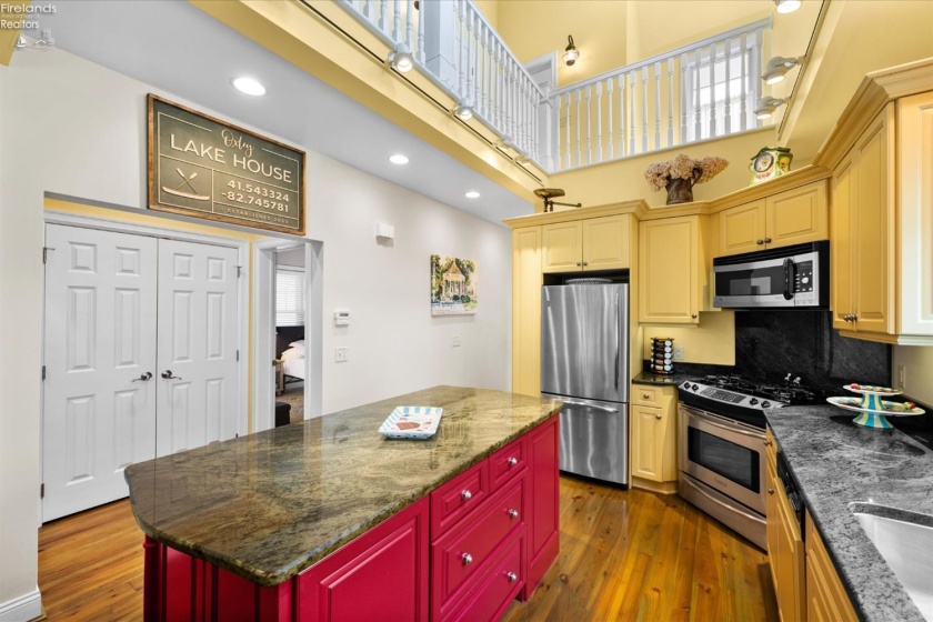 163 Vine Avenue, Lakeside, 43440, 4 Bedrooms Bedrooms, ,2 BathroomsBathrooms,Residential,For Sale,Vine,20252687