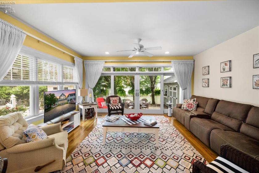 163 Vine Avenue, Lakeside, 43440, 4 Bedrooms Bedrooms, ,2 BathroomsBathrooms,Residential,For Sale,Vine,20252687