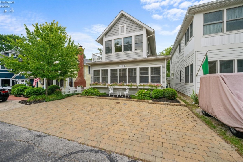 163 Vine Avenue, Lakeside, 43440, 4 Bedrooms Bedrooms, ,2 BathroomsBathrooms,Residential,For Sale,Vine,20252687