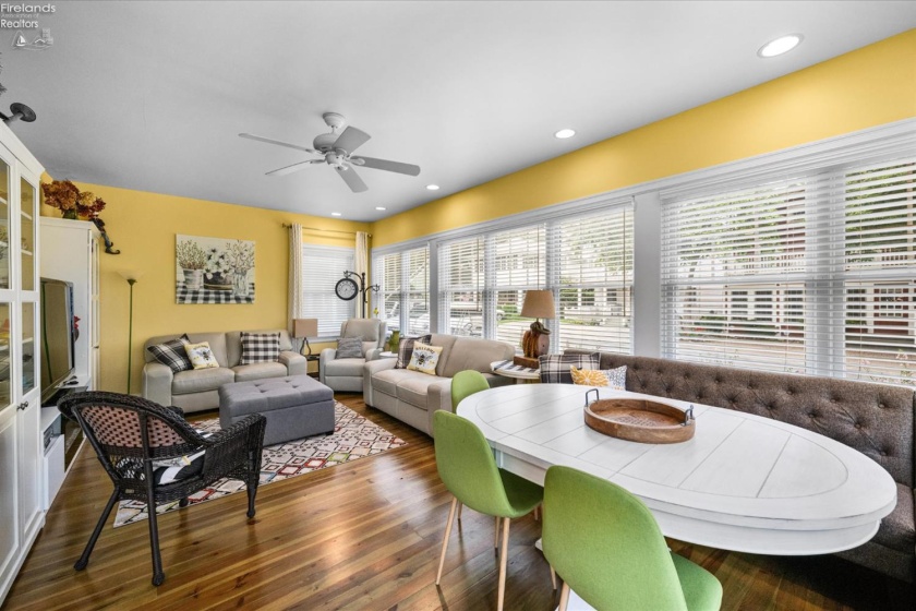 163 Vine Avenue, Lakeside, 43440, 4 Bedrooms Bedrooms, ,2 BathroomsBathrooms,Residential,For Sale,Vine,20252687