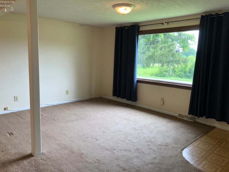 4038 Mills, Plymouth, 44865, 3 Bedrooms Bedrooms, ,2 BathroomsBathrooms,Residential,For Sale,Mills,20252408