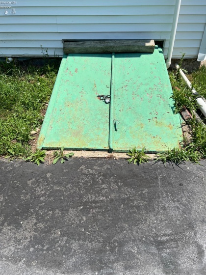 222 Bertha Avenue, Clyde, 43410, 3 Bedrooms Bedrooms, ,2 BathroomsBathrooms,Residential,For Sale,Bertha,20252693 222 Bertha Avenue, Clyde, 43410, 3 Bedrooms Bedrooms, ,2 BathroomsBathrooms,Residential,For Sale,Bertha,20252693