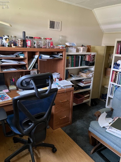 222 Bertha Avenue, Clyde, 43410, 3 Bedrooms Bedrooms, ,2 BathroomsBathrooms,Residential,For Sale,Bertha,20252693 222 Bertha Avenue, Clyde, 43410, 3 Bedrooms Bedrooms, ,2 BathroomsBathrooms,Residential,For Sale,Bertha,20252693