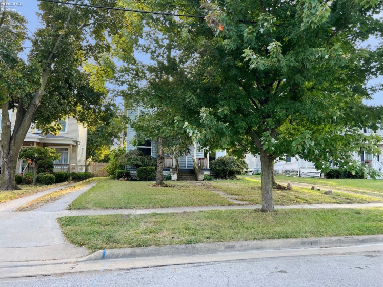 831 Decatur Street, Sandusky, 44870, ,Multiple Units,For Sale,Decatur,20253981