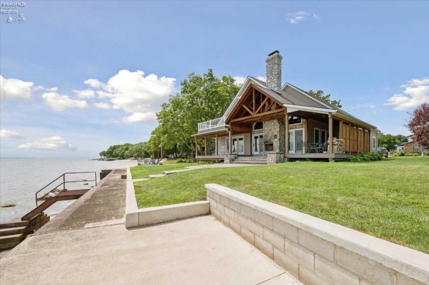 1722 Airline, Put-In-Bay, 43456, 5 Bedrooms Bedrooms, ,3 BathroomsBathrooms,Residential,For Sale,Airline,20252786