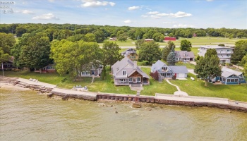 1722 Airline, Put-In-Bay, 43456, 5 Bedrooms Bedrooms, ,3 BathroomsBathrooms,Residential,For Sale,Airline,20252786