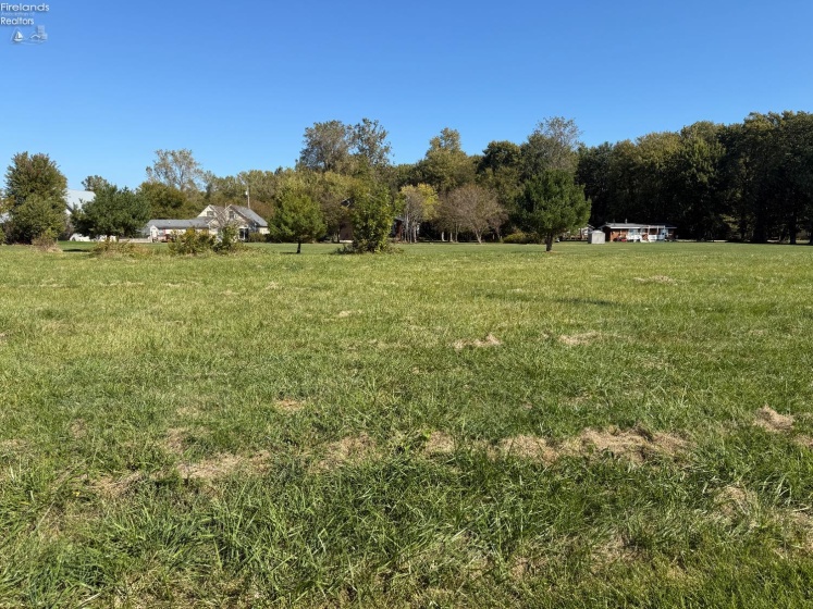 495 Lake Road, Middle Bass Island, 43446, ,Land,For Sale,Lake,20254082