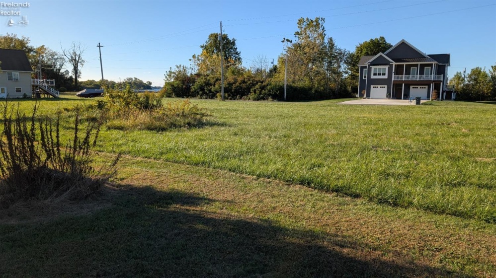 495 Lake Road, Middle Bass Island, 43446, ,Land,For Sale,Lake,20254082