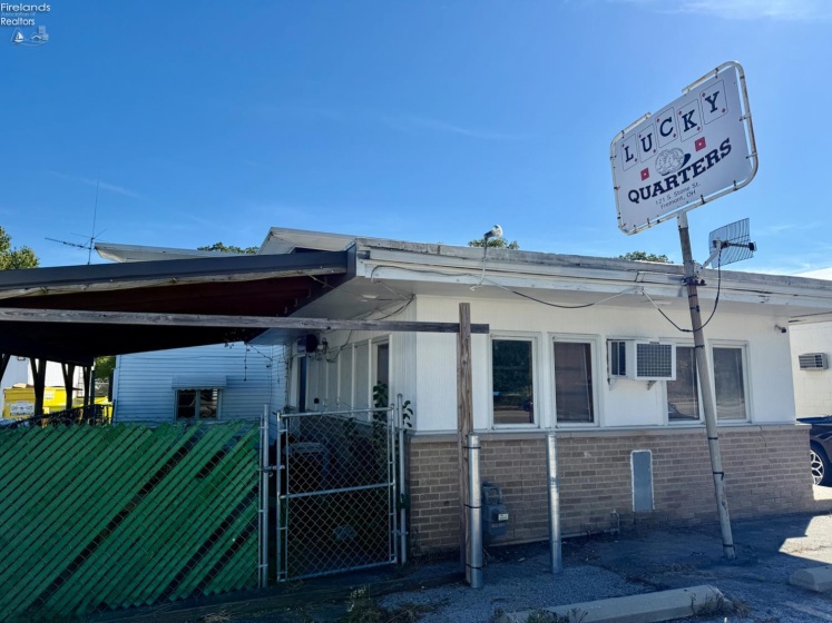 121 Stone Street, Fremont, 43420, ,Commercial,For Sale,Stone,20254112