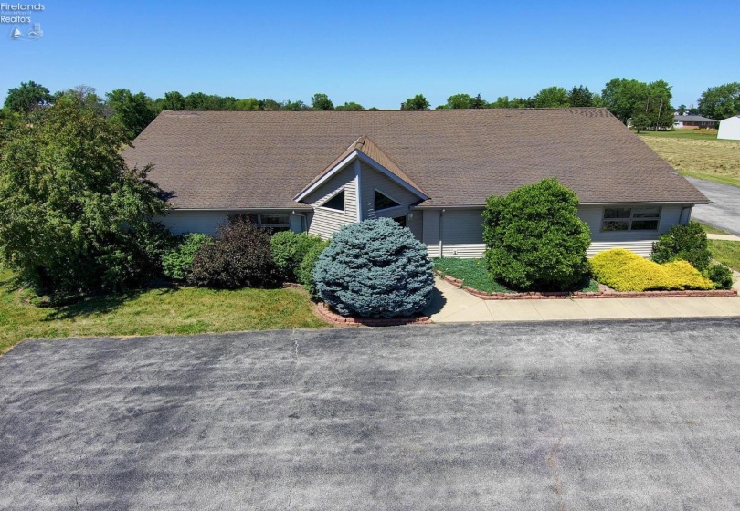 1800 McPherson Highway, Clyde, 43410, ,Commercial,For Sale,McPherson,20254113