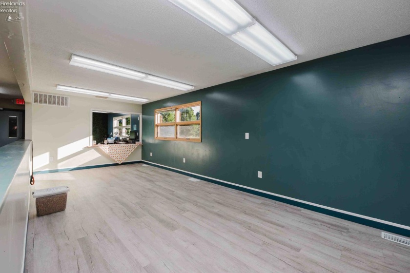 1800 McPherson Highway, Clyde, 43410, ,Commercial,For Sale,McPherson,20254113