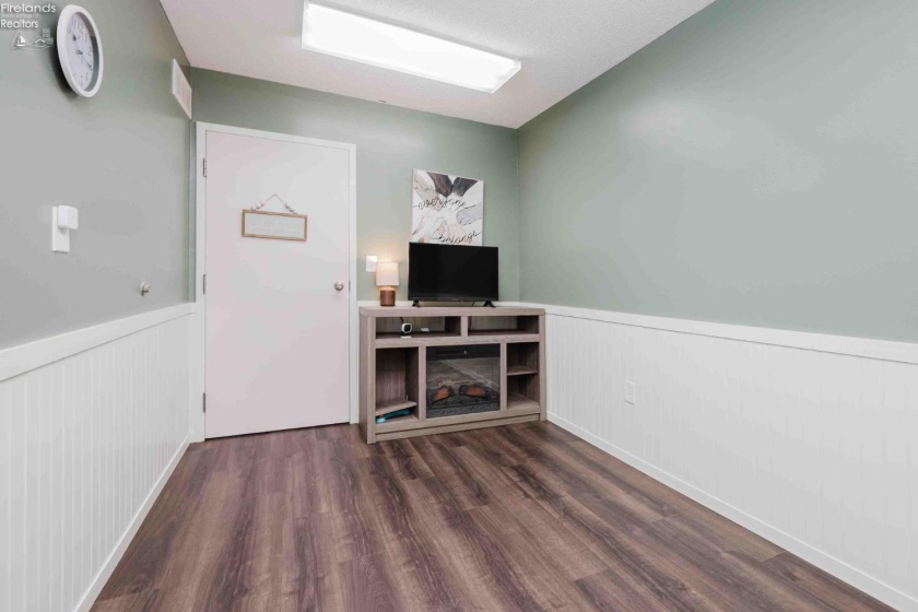 1800 McPherson Highway, Clyde, 43410, ,Commercial,For Sale,McPherson,20254113