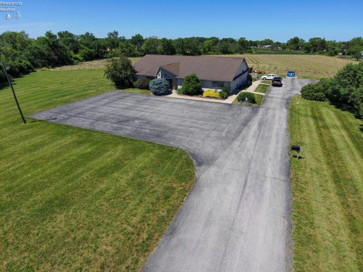 1800 McPherson Highway, Clyde, 43410, ,Commercial,For Sale,McPherson,20254113