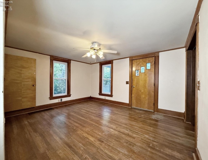 284 Sycamore Street, Tiffin, 44883, ,Multiple Units,For Sale,Sycamore,20254135