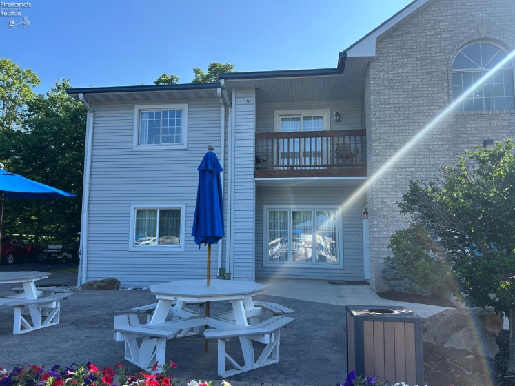 1230 Tri-motor, Put-In-Bay, 43456, 2 Bedrooms Bedrooms, ,2 BathroomsBathrooms,Residential,For Sale,Tri-motor,20252681 1230 Tri-motor, Put-In-Bay, 43456, 2 Bedrooms Bedrooms, ,2 BathroomsBathrooms,Residential,For Sale,Tri-motor,20252681