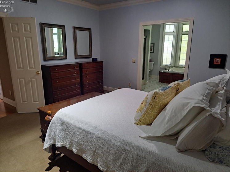 263 Saint Paul Drive, Fremont, 43420, 4 Bedrooms Bedrooms, ,4 BathroomsBathrooms,Residential,For Sale,Saint Paul,20252587 263 Saint Paul Drive, Fremont, 43420, 4 Bedrooms Bedrooms, ,4 BathroomsBathrooms,Residential,For Sale,Saint Paul,20252587