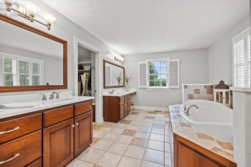 2440 Wyandot Rd., Bucyrus, 44820, 4 Bedrooms Bedrooms, ,4 BathroomsBathrooms,Residential,For Sale,Wyandot Rd.,20252617 2440 Wyandot Rd., Bucyrus, 44820, 4 Bedrooms Bedrooms, ,4 BathroomsBathrooms,Residential,For Sale,Wyandot Rd.,20252617