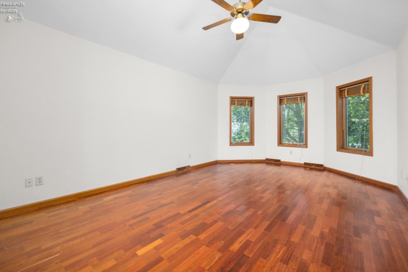 4591 Memorial Shoreway Drive, Marblehead, 43440, 4 Bedrooms Bedrooms, ,3 BathroomsBathrooms,Residential For Lease,For Lease,Memorial Shoreway,20254196