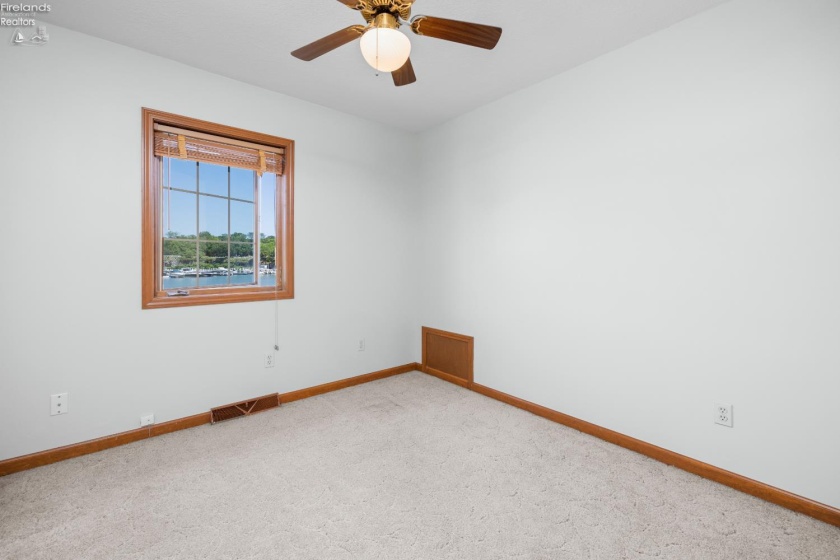 4591 Memorial Shoreway Drive, Marblehead, 43440, 4 Bedrooms Bedrooms, ,3 BathroomsBathrooms,Residential For Lease,For Lease,Memorial Shoreway,20254196