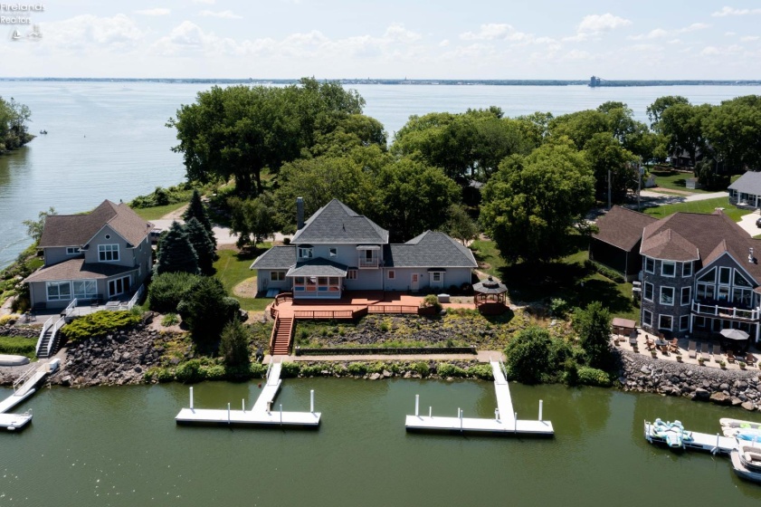 4591 Memorial Shoreway Drive, Marblehead, 43440, 4 Bedrooms Bedrooms, ,3 BathroomsBathrooms,Residential For Lease,For Lease,Memorial Shoreway,20254196