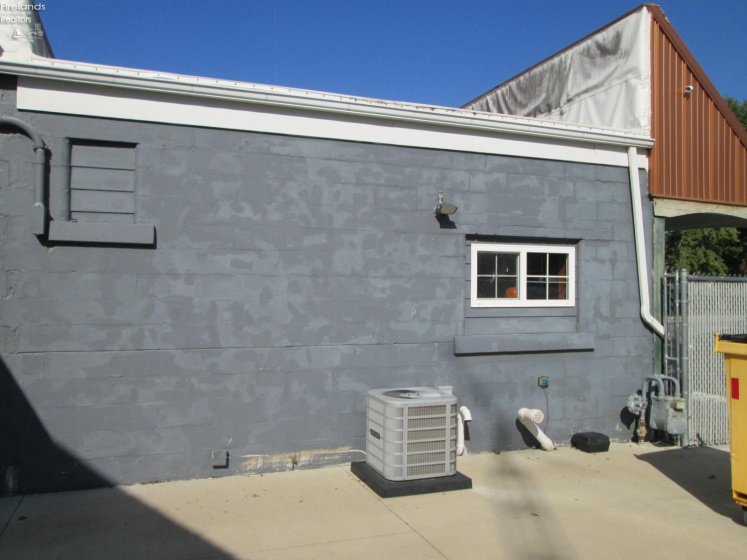 740 Fifth Street, Fremont, 43420, ,Commercial,For Sale,Fifth,20254224