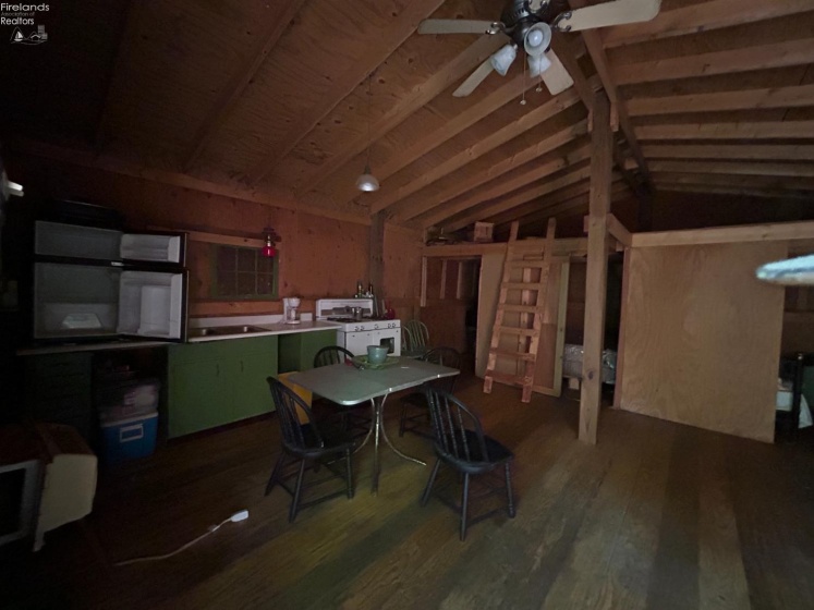 1 Farragut, Put-In-Bay, 43456, ,Residential,For Sale,Farragut,20253075 1 Farragut, Put-In-Bay, 43456, ,Residential,For Sale,Farragut,20253075