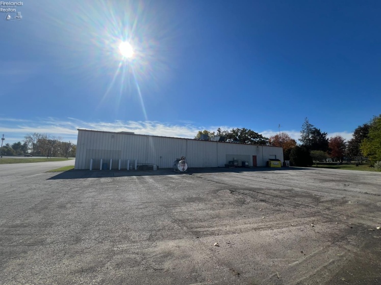 1011 Fremont Avenue, Sandusky, 44870, ,Commercial,For Sale,Fremont,20254226