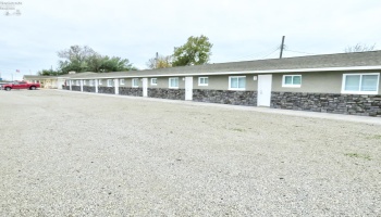 10 room motel that has is recently gutted/renovated and operational. 10 room motel that has is recently gutted/renovated and operational.