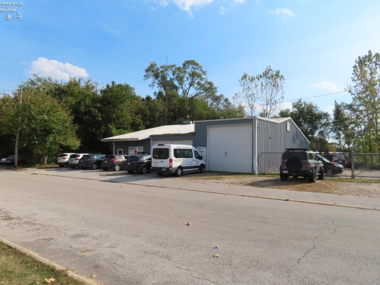 221 1st Avenue, Tiffin, 44883, ,Commercial,For Sale,1st,20254297 221 1st Avenue, Tiffin, 44883, ,Commercial,For Sale,1st,20254297