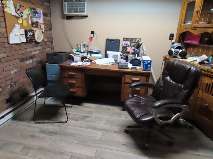 221 1st Avenue, Tiffin, 44883, ,Commercial,For Sale,1st,20254297 221 1st Avenue, Tiffin, 44883, ,Commercial,For Sale,1st,20254297