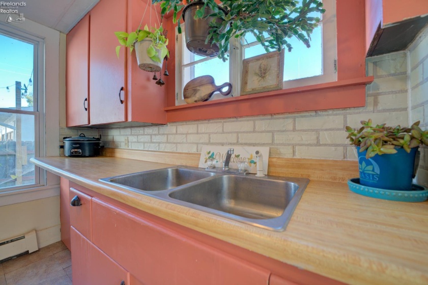 773 Exchange, Vermilion, 44089, ,Multiple Units,For Sale,Exchange,20254306