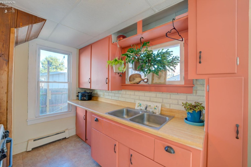 773 Exchange, Vermilion, 44089, ,Multiple Units,For Sale,Exchange,20254306