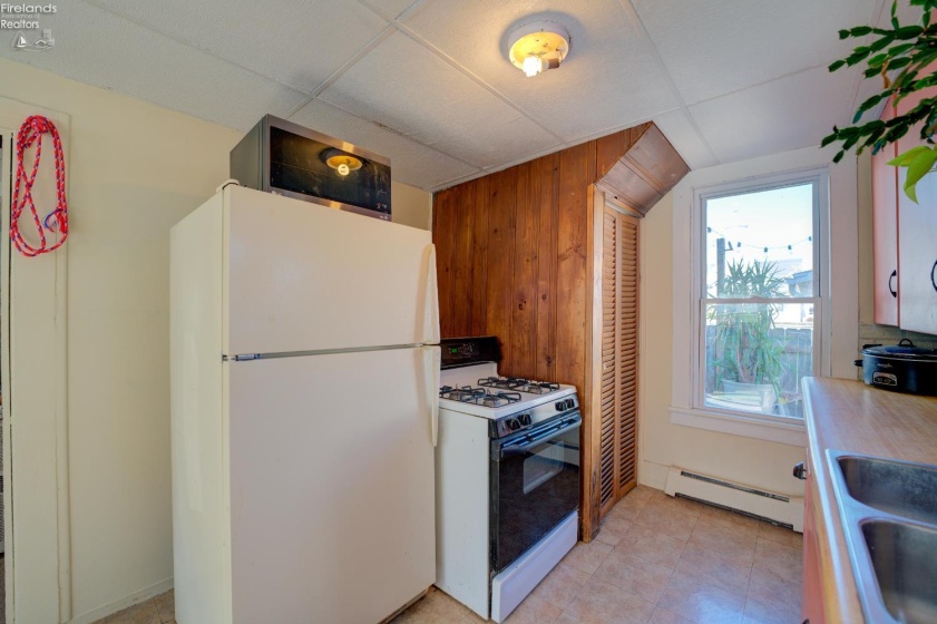 773 Exchange, Vermilion, 44089, ,Multiple Units,For Sale,Exchange,20254306