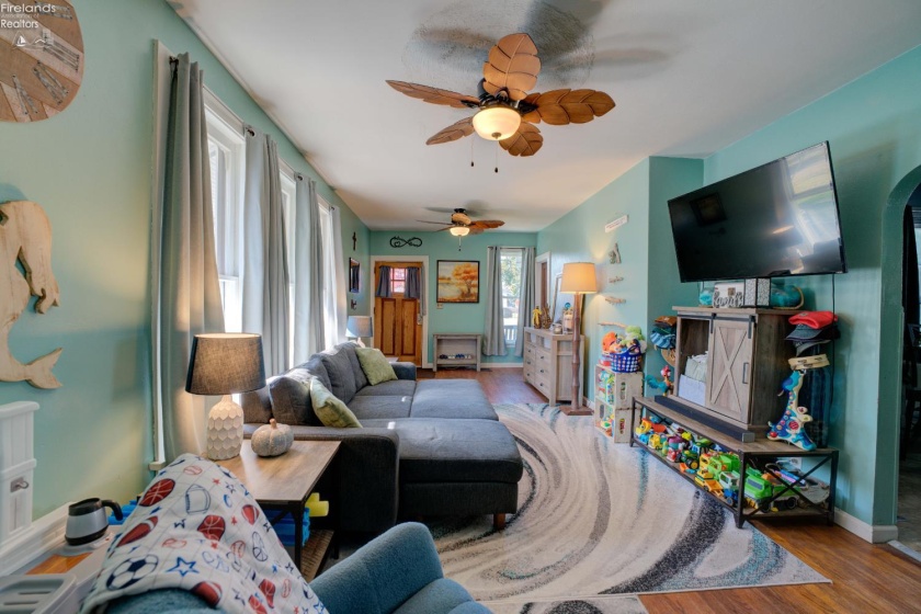 773 Exchange, Vermilion, 44089, ,Multiple Units,For Sale,Exchange,20254306