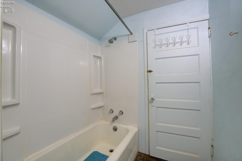 773 Exchange, Vermilion, 44089, ,Multiple Units,For Sale,Exchange,20254306