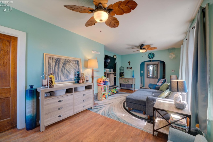 773 Exchange, Vermilion, 44089, ,Multiple Units,For Sale,Exchange,20254306