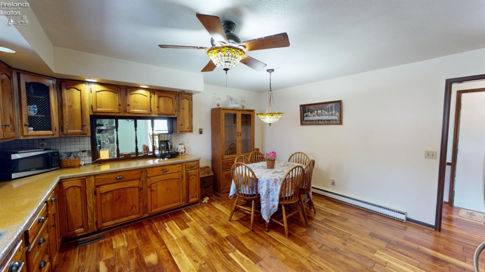 17 Adams Drive, Fremont, 43420, 3 Bedrooms Bedrooms, ,3 BathroomsBathrooms,Residential,For Sale,Adams,20252522