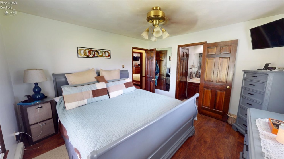 17 Adams Drive, Fremont, 43420, 3 Bedrooms Bedrooms, ,3 BathroomsBathrooms,Residential,For Sale,Adams,20252522