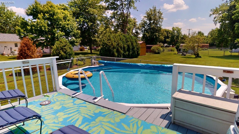 17 Adams Drive, Fremont, 43420, 3 Bedrooms Bedrooms, ,3 BathroomsBathrooms,Residential,For Sale,Adams,20252522