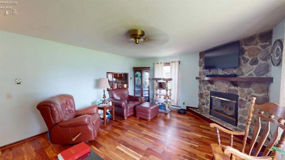 17 Adams Drive, Fremont, 43420, 3 Bedrooms Bedrooms, ,3 BathroomsBathrooms,Residential,For Sale,Adams,20252522