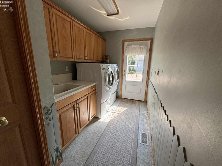 2201 Huron Avery Road, Huron, 44839, 2 Bedrooms Bedrooms, ,3 BathroomsBathrooms,Residential,For Sale,Huron Avery,20253208