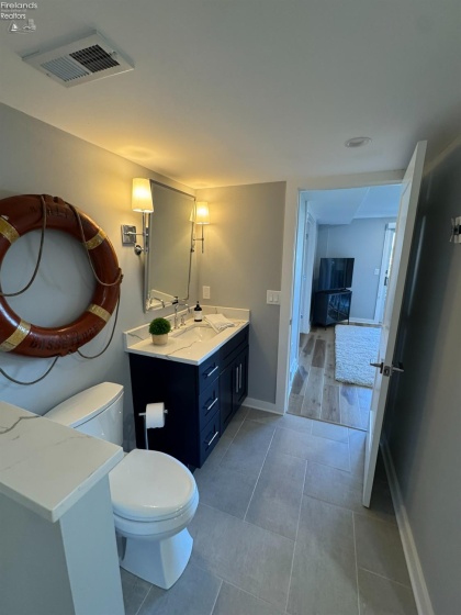 22 Marina Point Drive, Sandusky, 44870, 1 Bedroom Bedrooms, ,1 BathroomBathrooms,Residential For Lease,For Lease,Marina Point,20254291