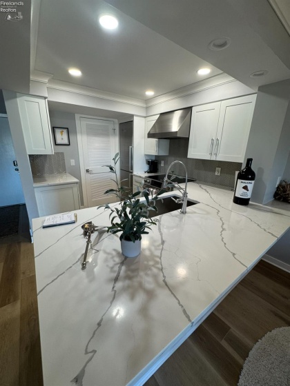 22 Marina Point Drive, Sandusky, 44870, 1 Bedroom Bedrooms, ,1 BathroomBathrooms,Residential For Lease,For Lease,Marina Point,20254291