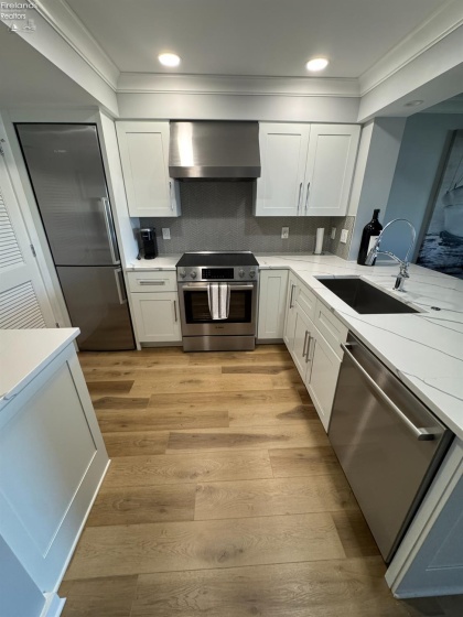 22 Marina Point Drive, Sandusky, 44870, 1 Bedroom Bedrooms, ,1 BathroomBathrooms,Residential For Lease,For Lease,Marina Point,20254291