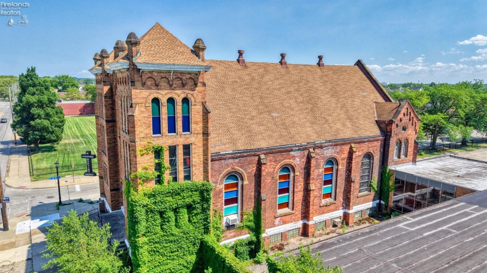 3782 Community College Avenue, Cleveland, 44115, ,Commercial,For Sale,Community College,20254430