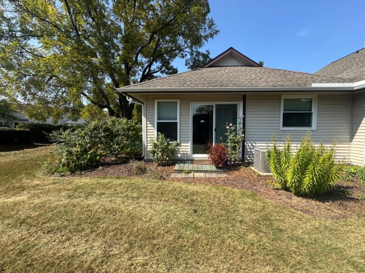 820 Martha Drive, Huron, 44839, 1 Bedroom Bedrooms, ,1 BathroomBathrooms,Residential For Lease,For Lease,Martha,20254460